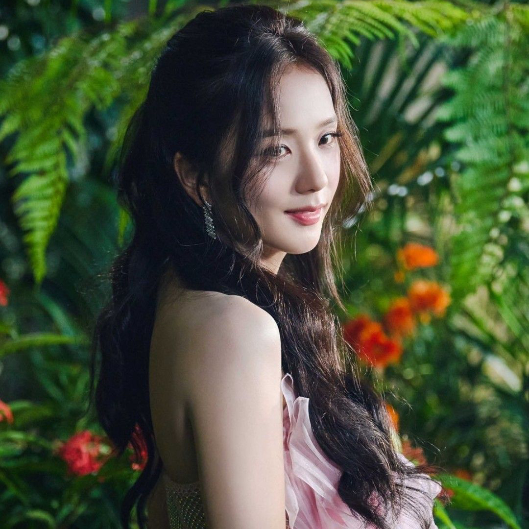 Recent activity shot of Jisoo (BLACKPINK)