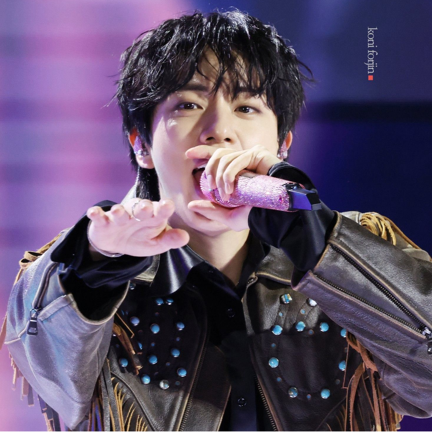 진 (방탄소년단)의 최신 사진