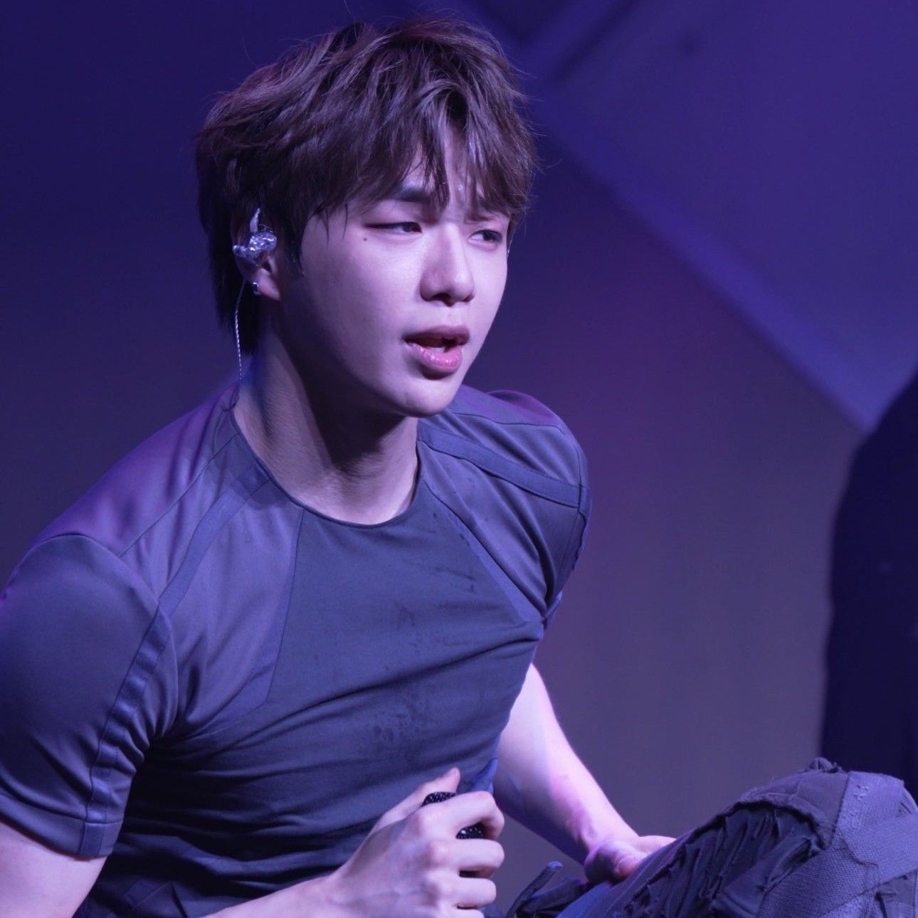 A moment captured by Kang Daniel's fan