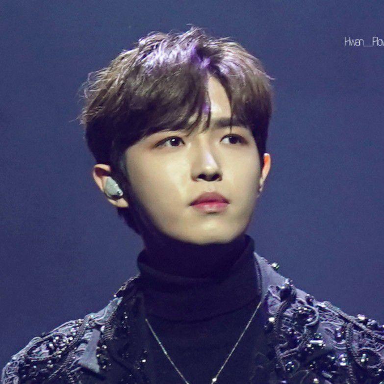 A moment captured by Kim Jaehwan's fan