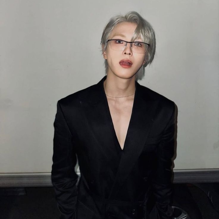 Latest photo of Yonghee (CIX)