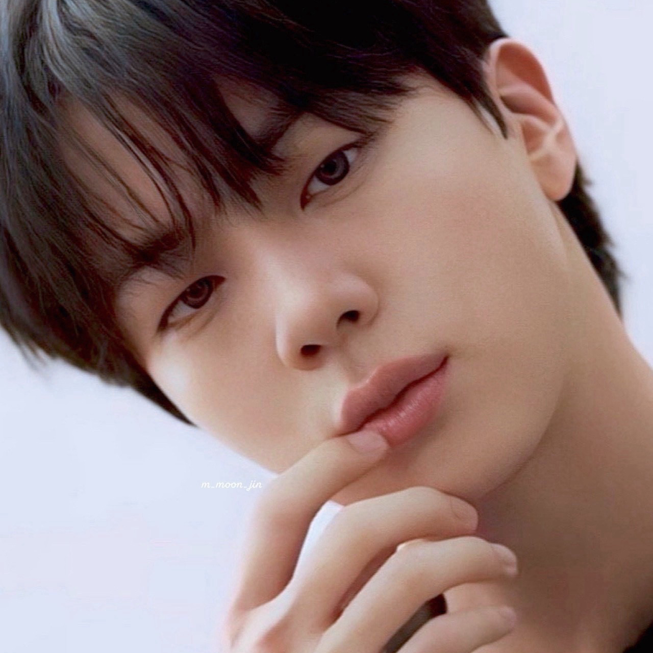 진 (방탄소년단)의 최신 사진