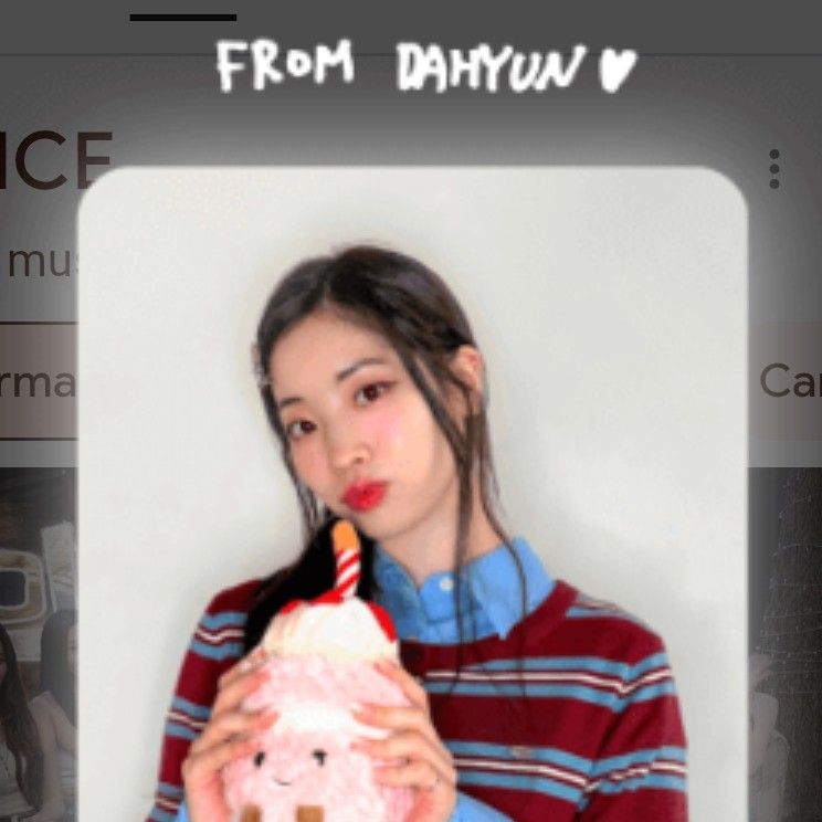 Behind-the-scenes cut of Dahyun (TWICE)