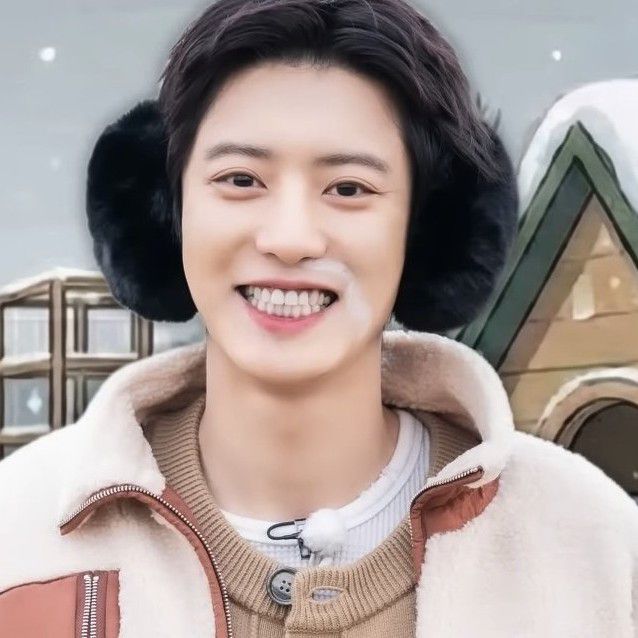 Foto aktivitas terbaru Chanyeol (EXO)