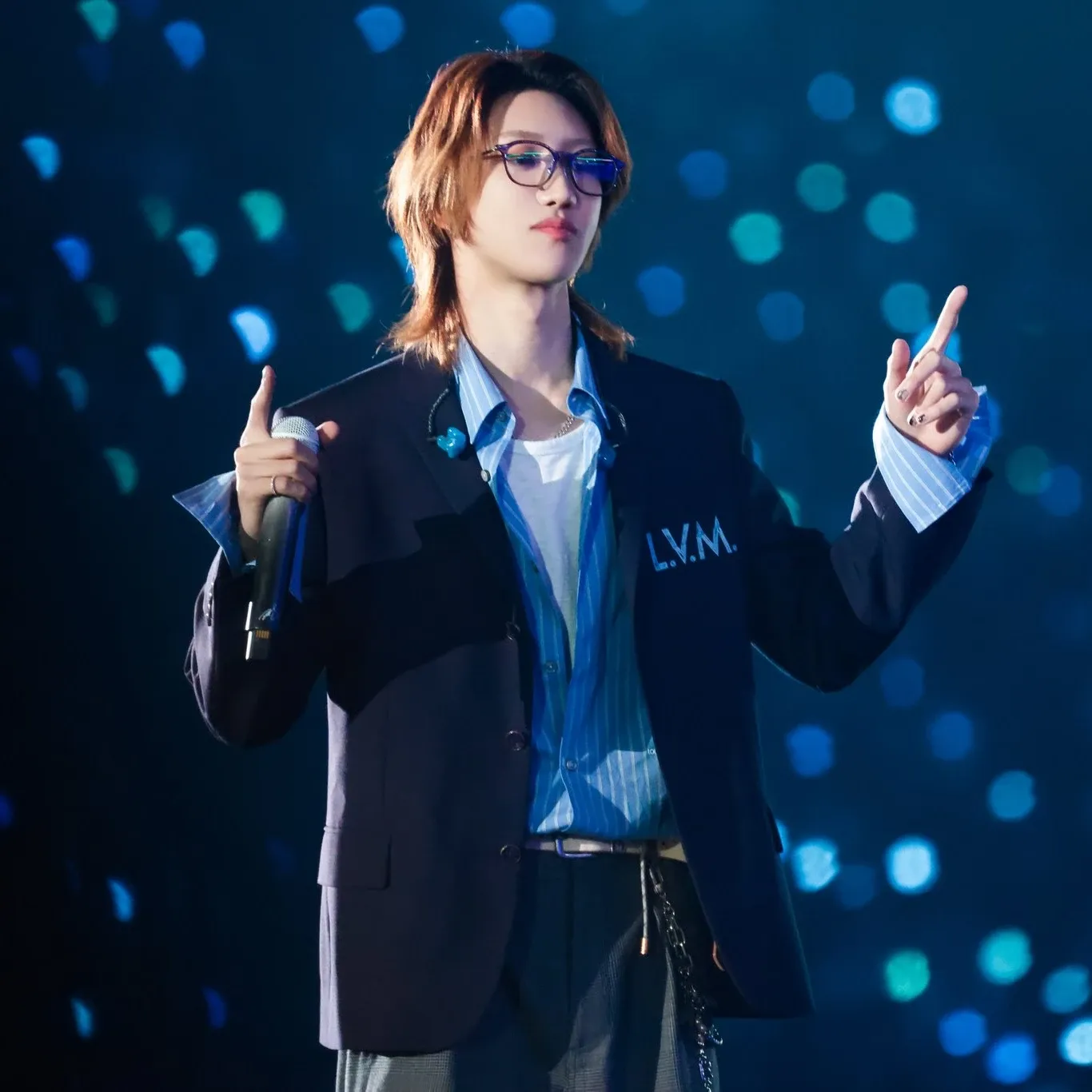 A moment captured by SEVENTEEN's fan