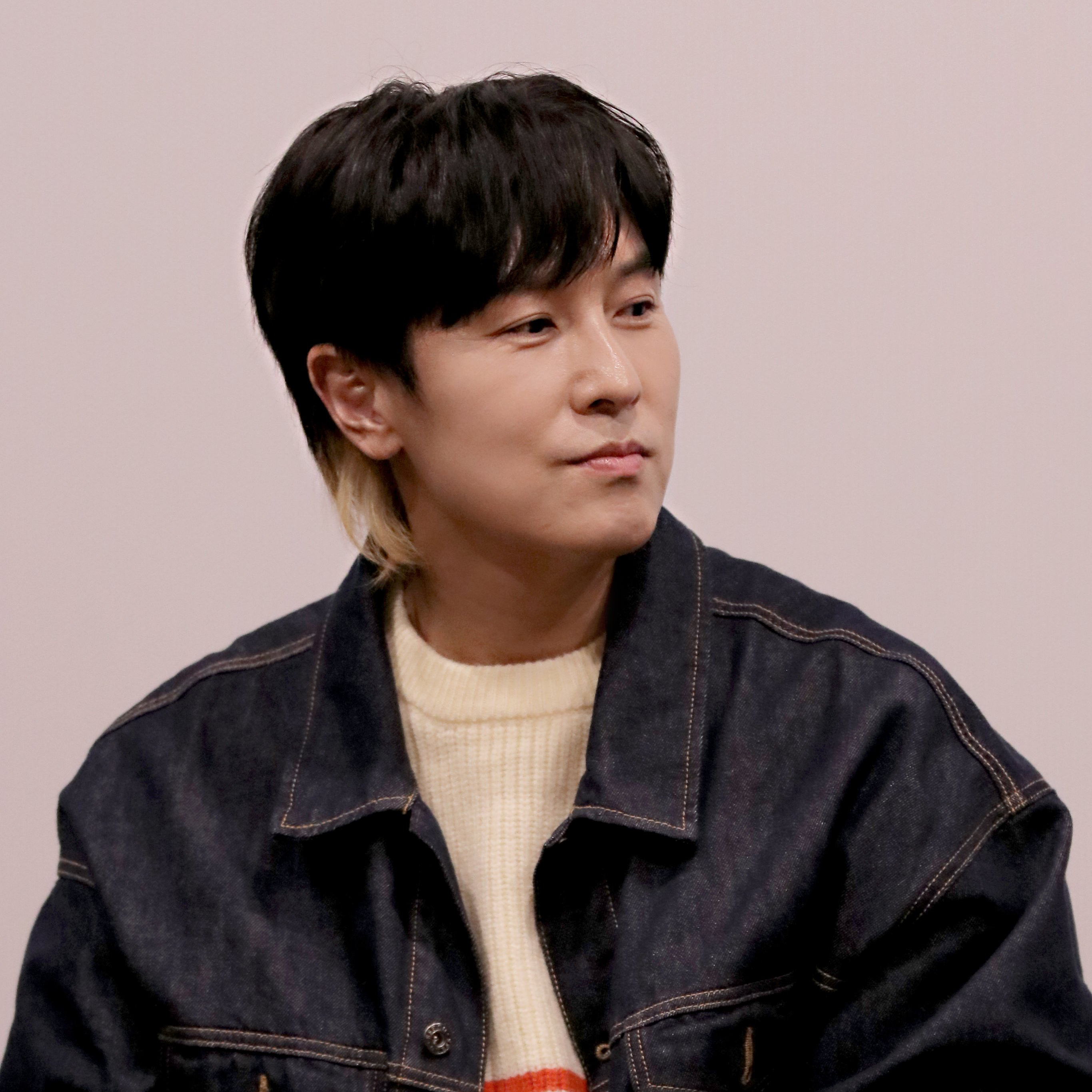 Latest photo of Kim Dongwan (SHINHWA)