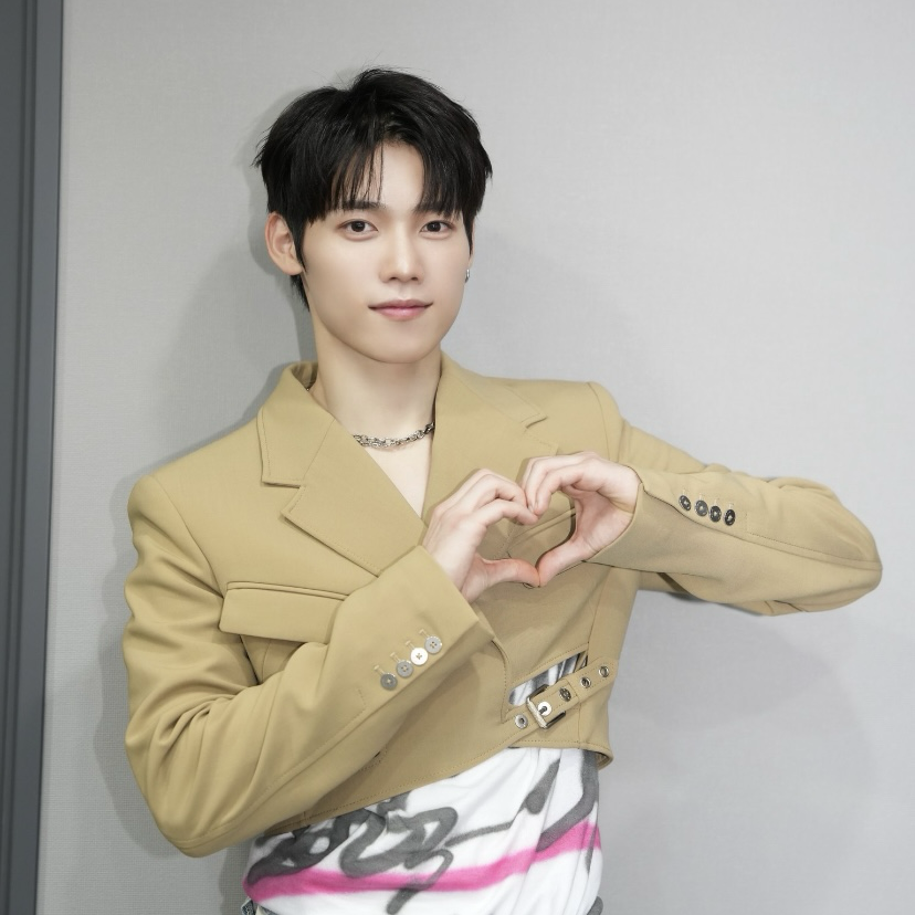 Recent activity shot of Kimura Masaya (INI)