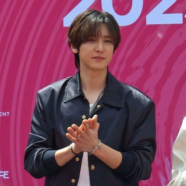 찬열 (EXO)의 최신 사진