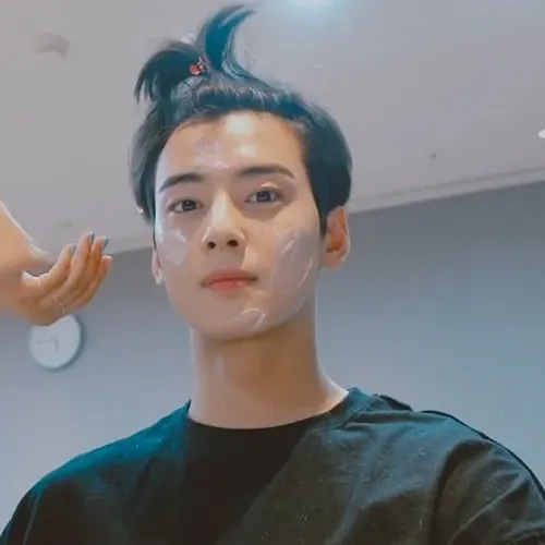 Recent activity shot of Eunwoo (ASTRO)