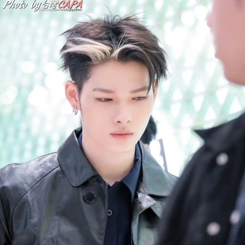 NI-KI (ENHYPEN)的最新照片