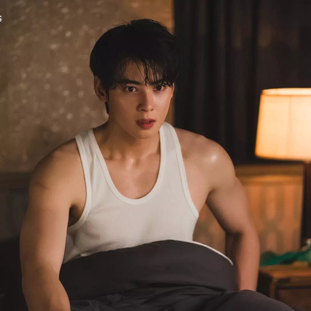 Latest photo of Eunwoo (ASTRO)