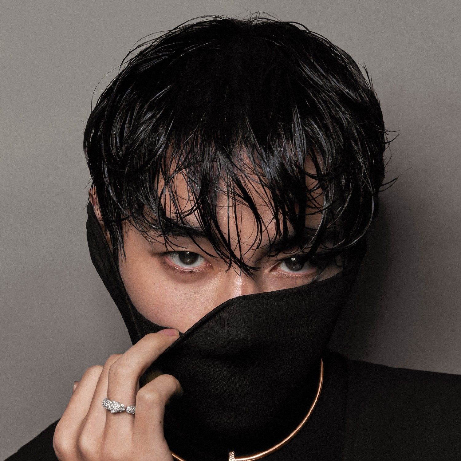 뷔 (방탄소년단)의 비하인드 컷