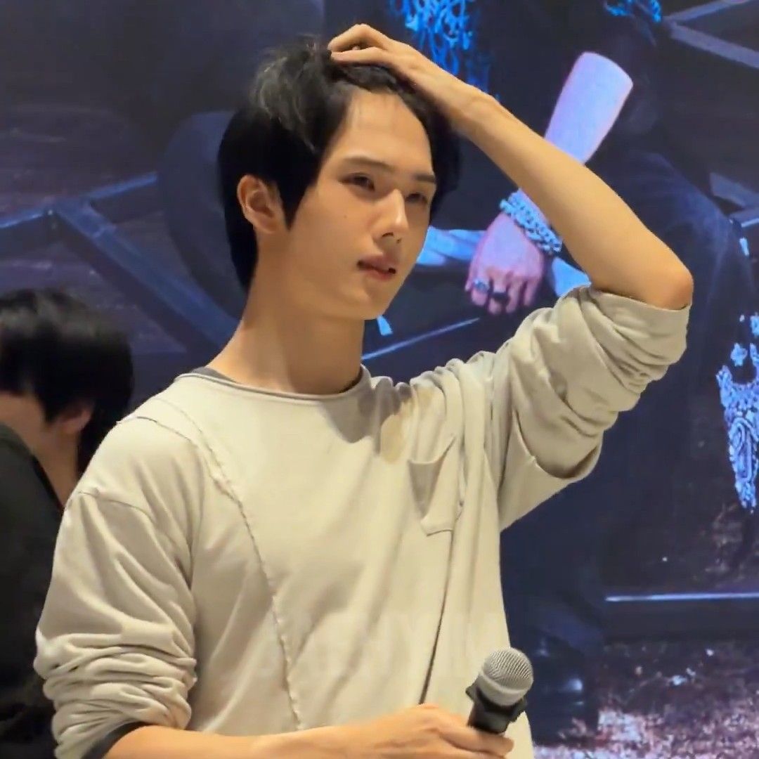 A moment captured by Jisung (NCT DREAM)'s fan