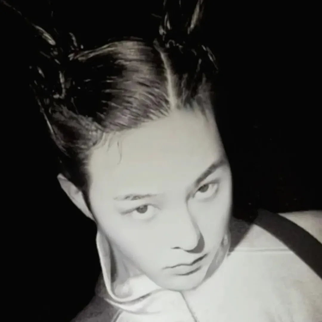 Behind-the-scenes cut of G-DRAGON (BIGBANG)