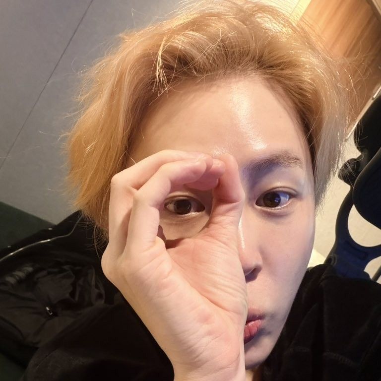 하성운 최근 활동샷