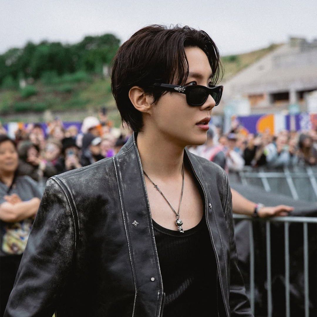 제이홉 (방탄소년단) 최근 활동샷