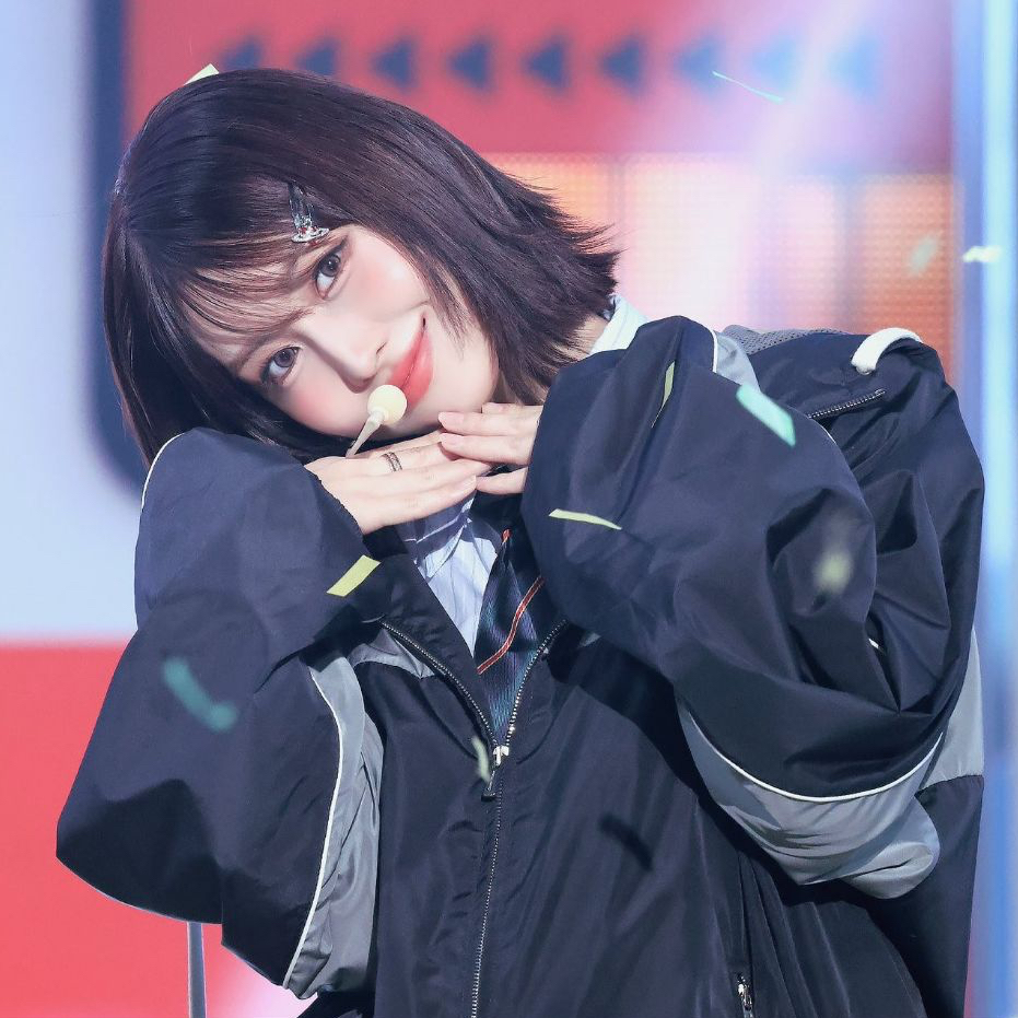 Momo (TWICE)的最新活動照片