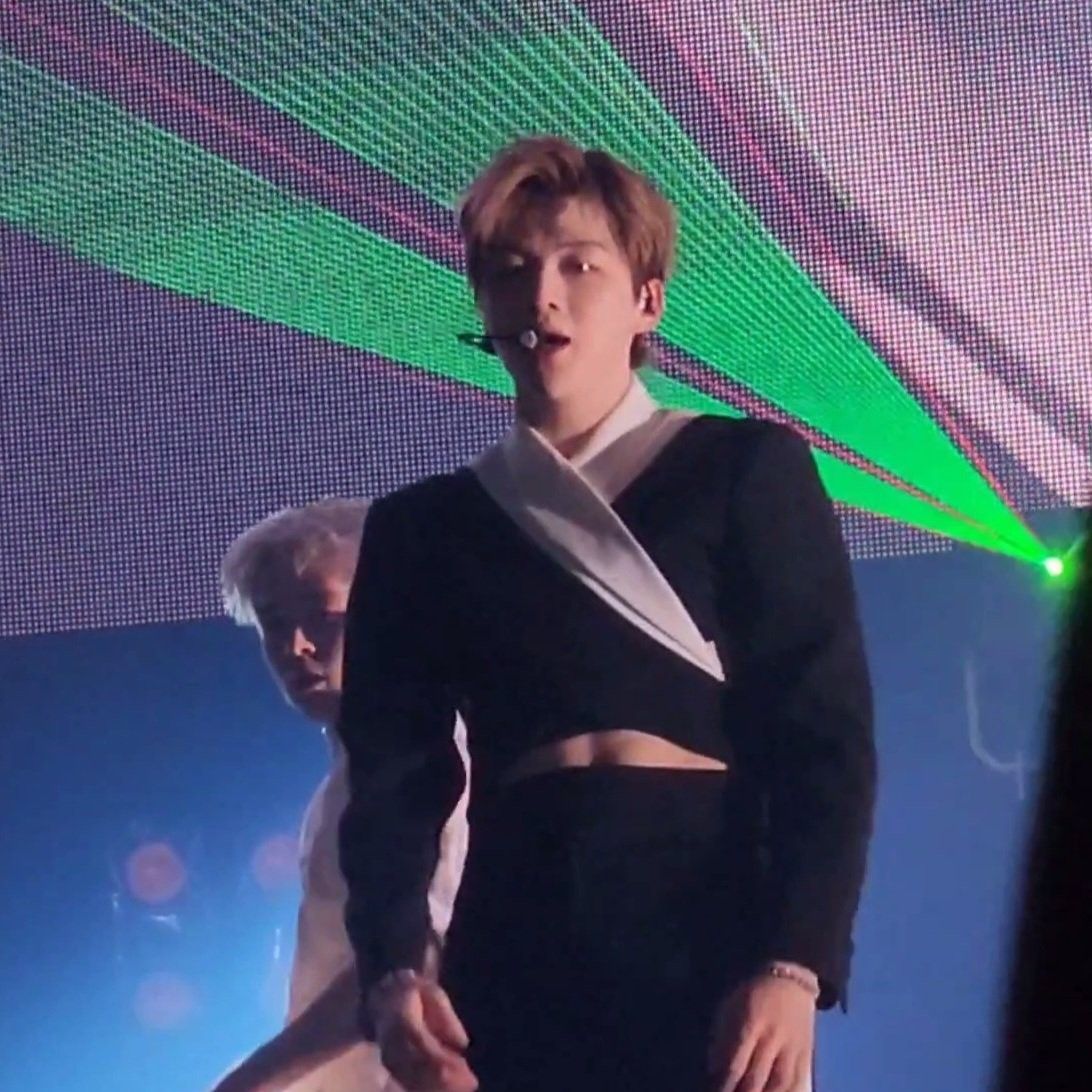 강다니엘의 최신 사진