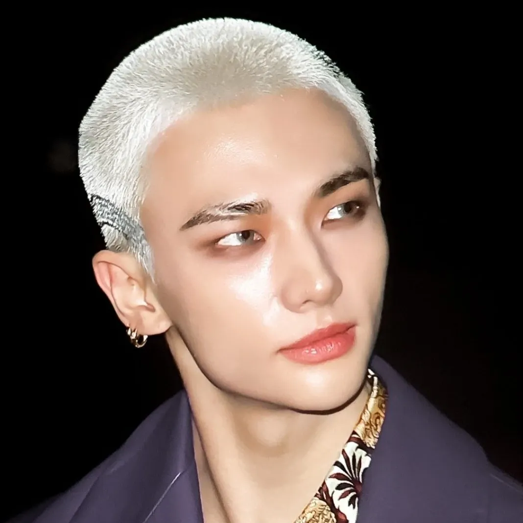 A moment captured by Lee Know (Stray Kids)'s fan