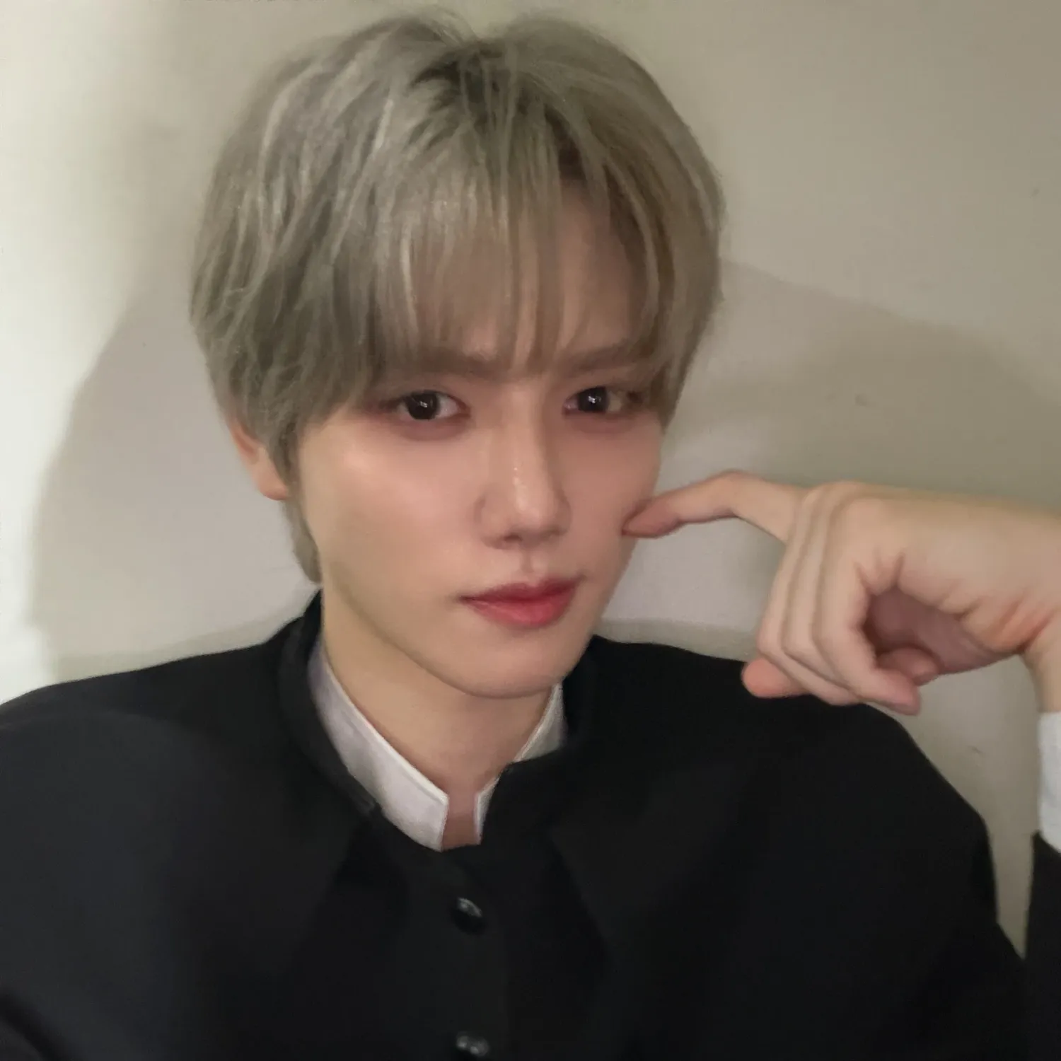 Latest photo of Minhee (CRAVITY)