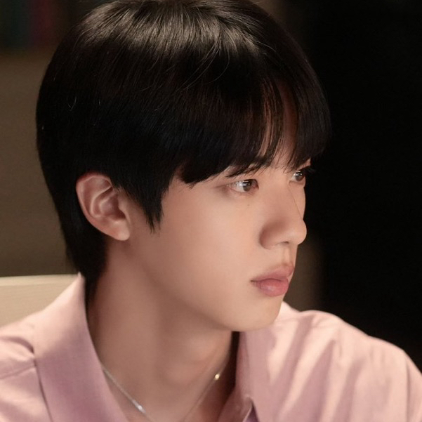 ジン (BTS)の最近の活動写真