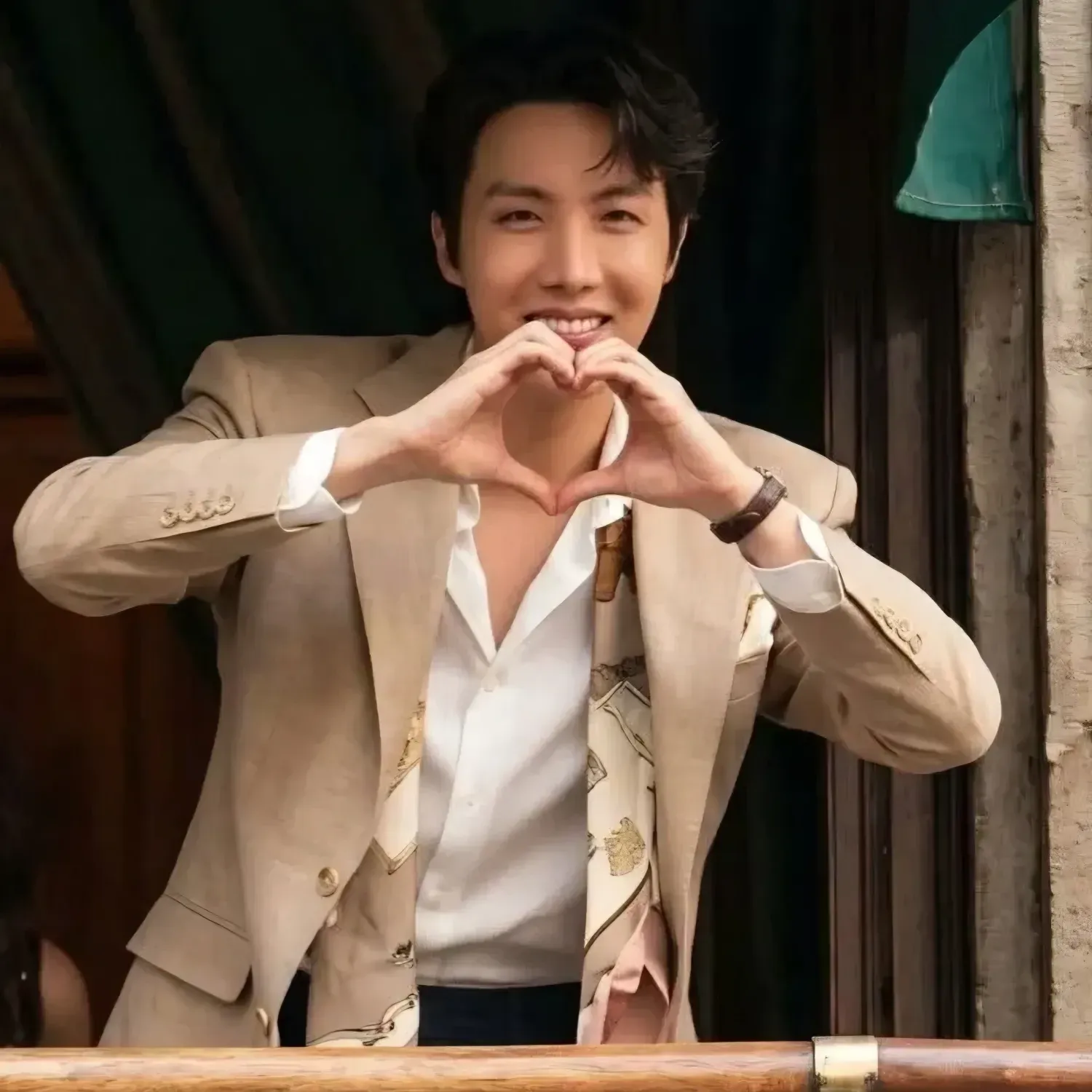 Potret di balik layar j-hope (BTS)