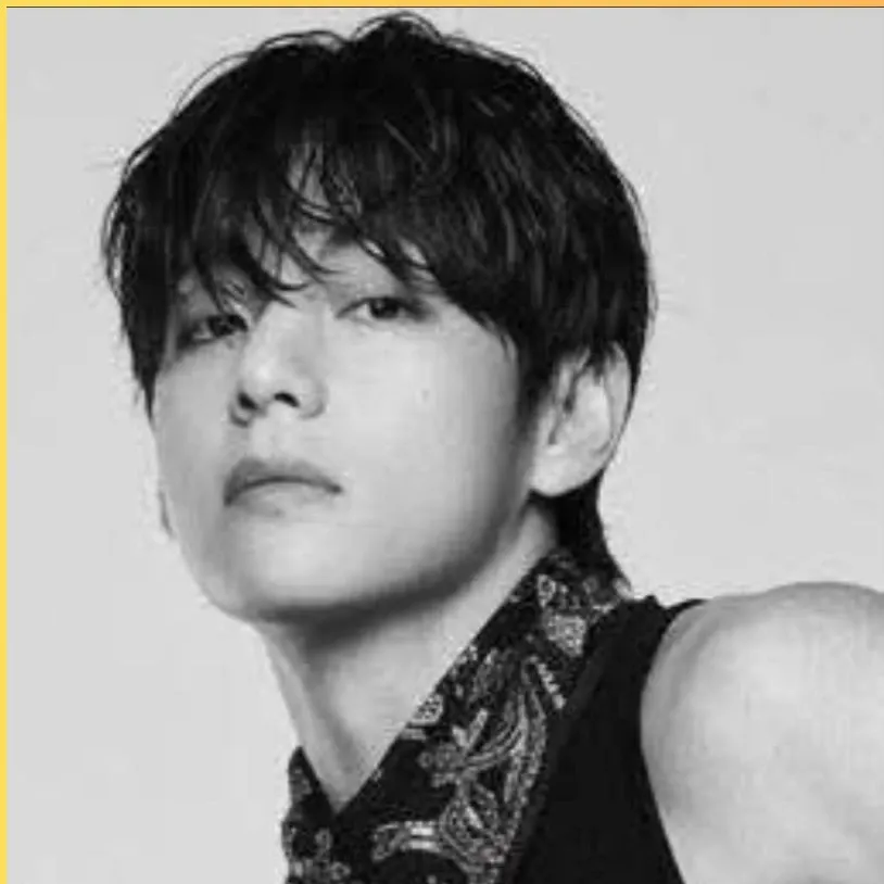 뷔 (방탄소년단)의 최신 사진