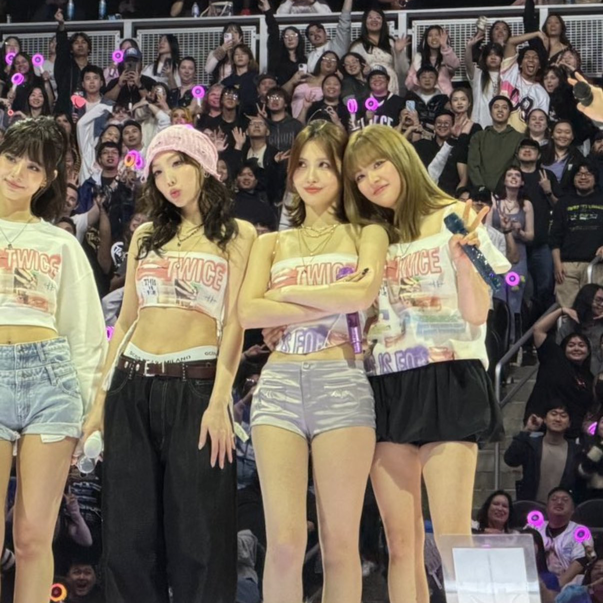 모모 (TWICE) 팬이 찍은 순간