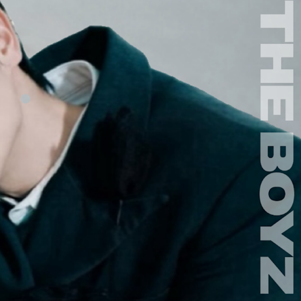 A moment captured by Hyunjae (THE BOYZ)'s fan