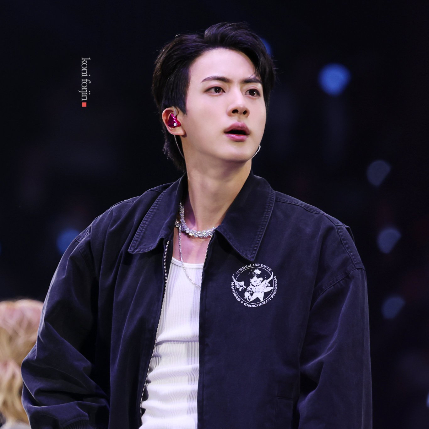 Potret di balik layar Jin (BTS)