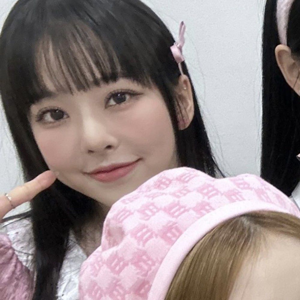 A moment captured by Loossemble's fan