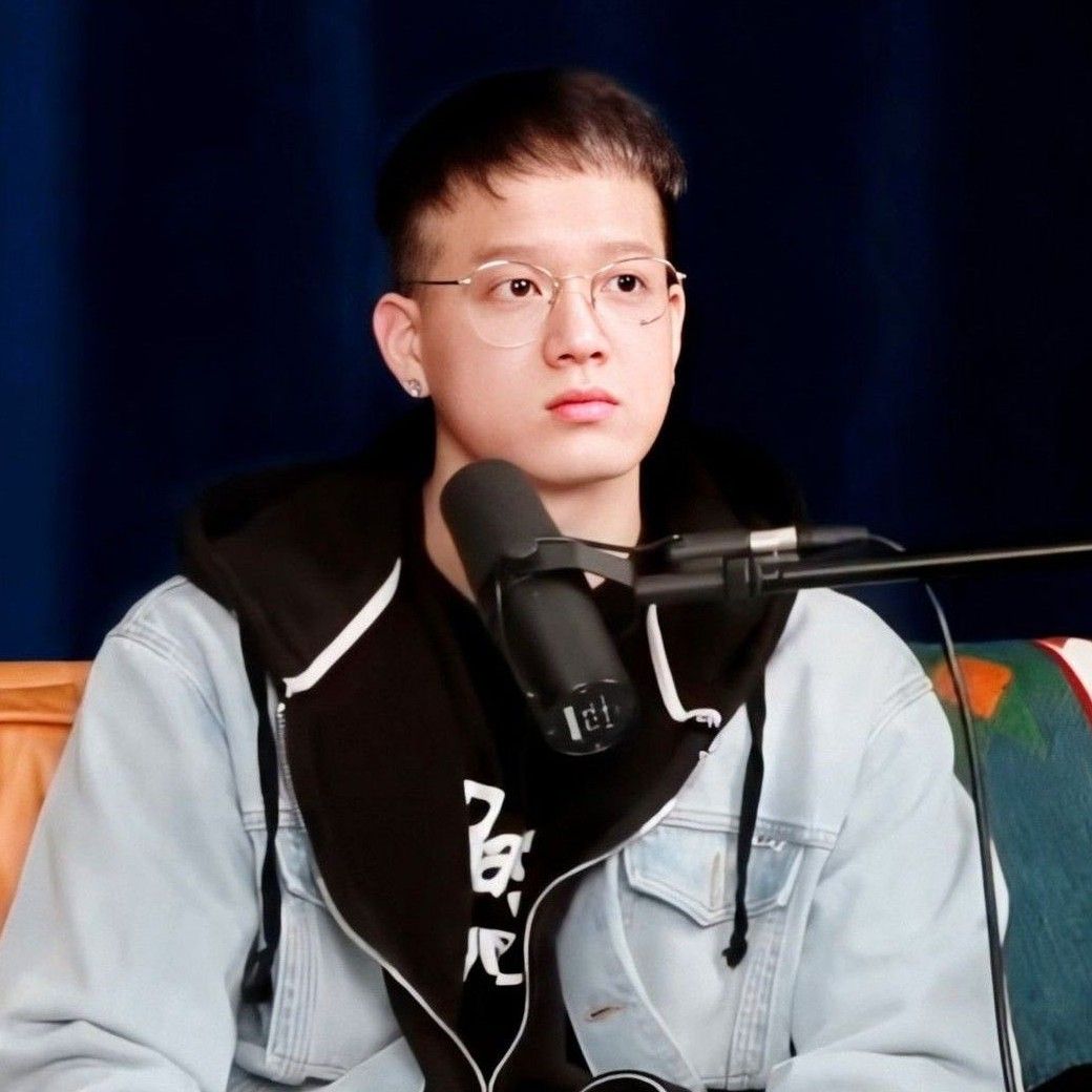 A moment captured by Peniel (BTOB)'s fan