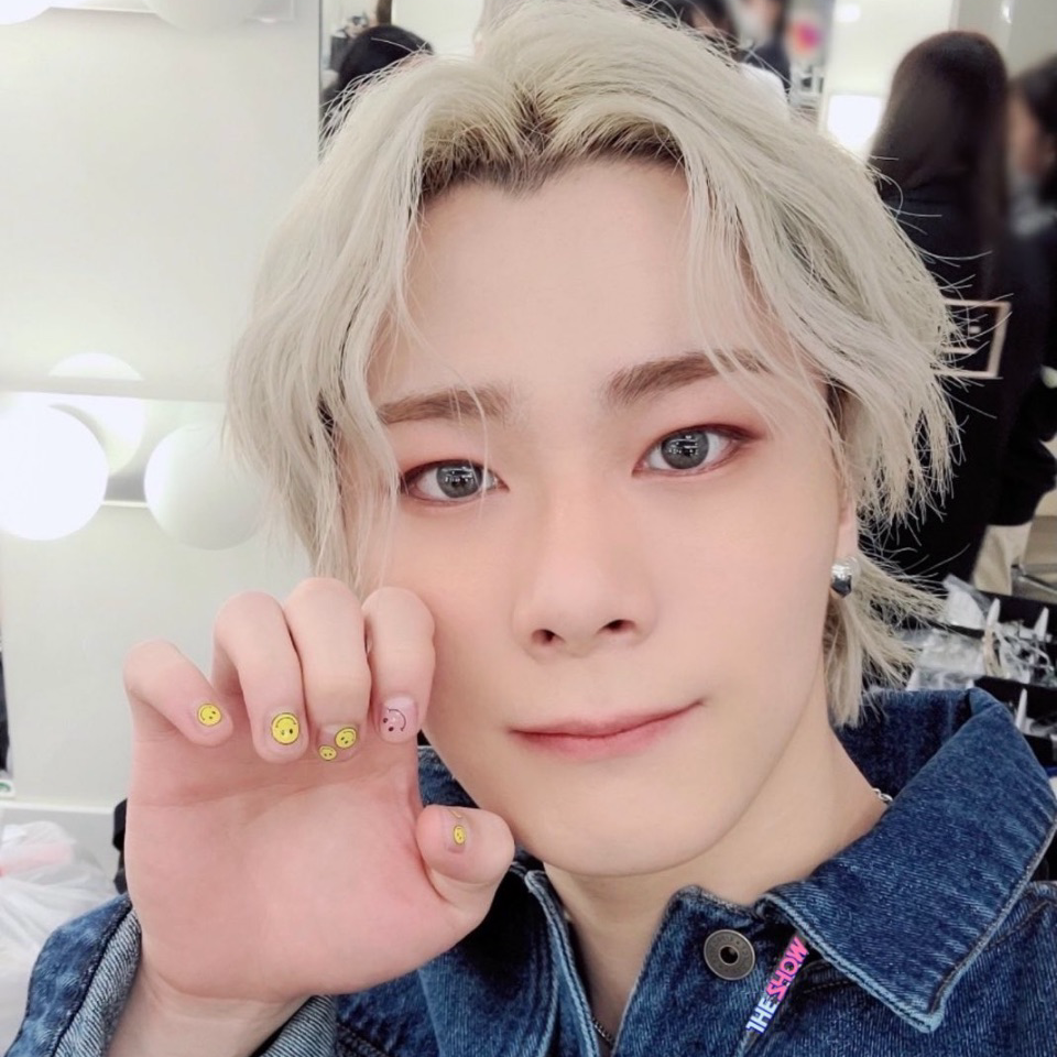 A moment captured by Moonbin (ASTRO)'s fan