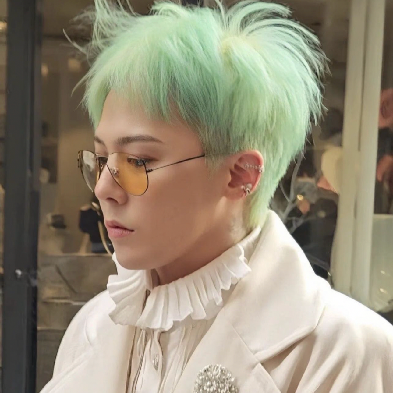 G-DRAGON (빅뱅)의 비하인드 컷