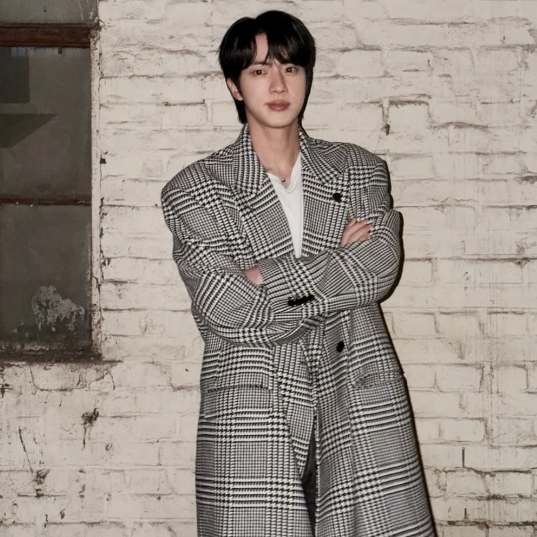진 (방탄소년단) 최근 활동샷