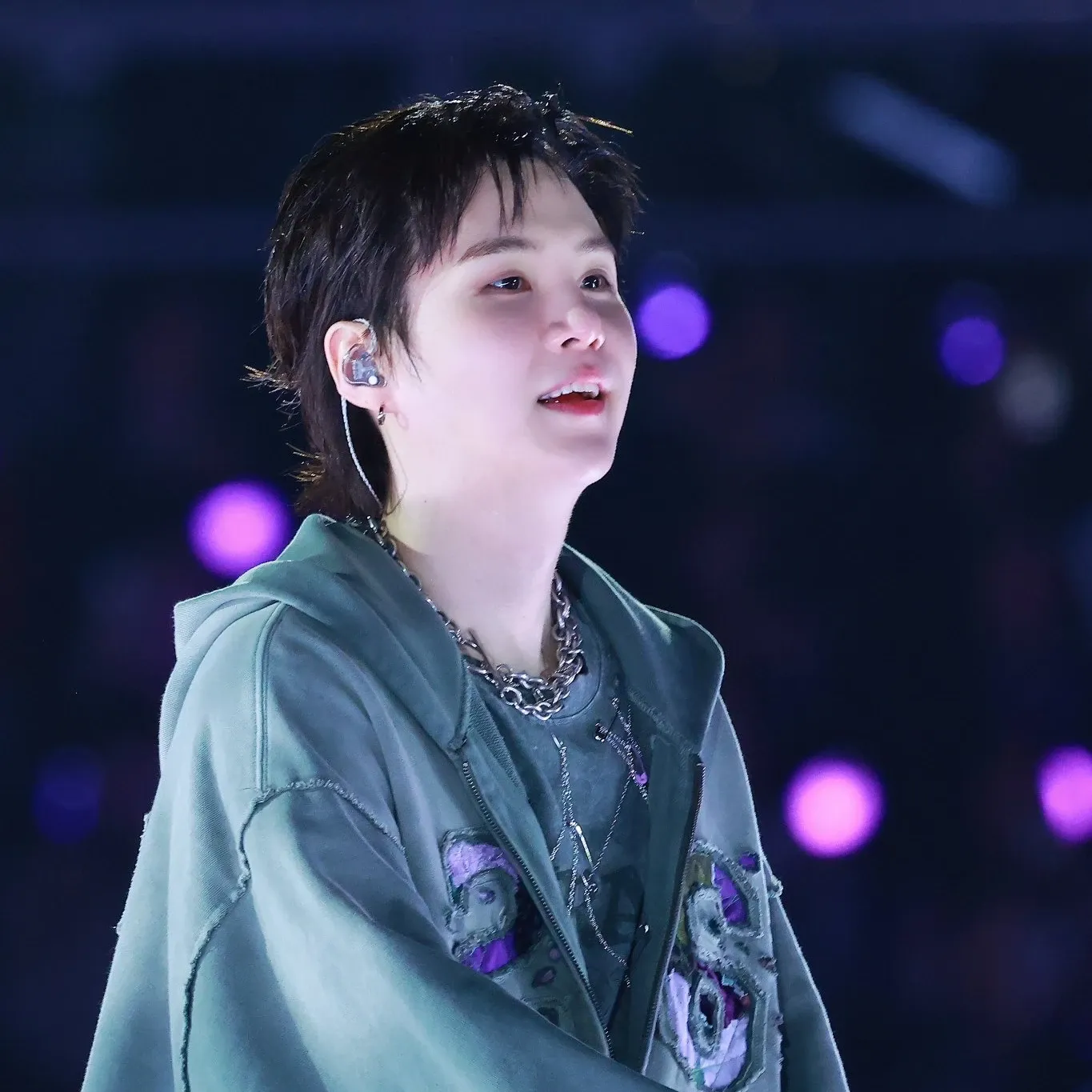 Potret di balik layar SUGA (BTS)