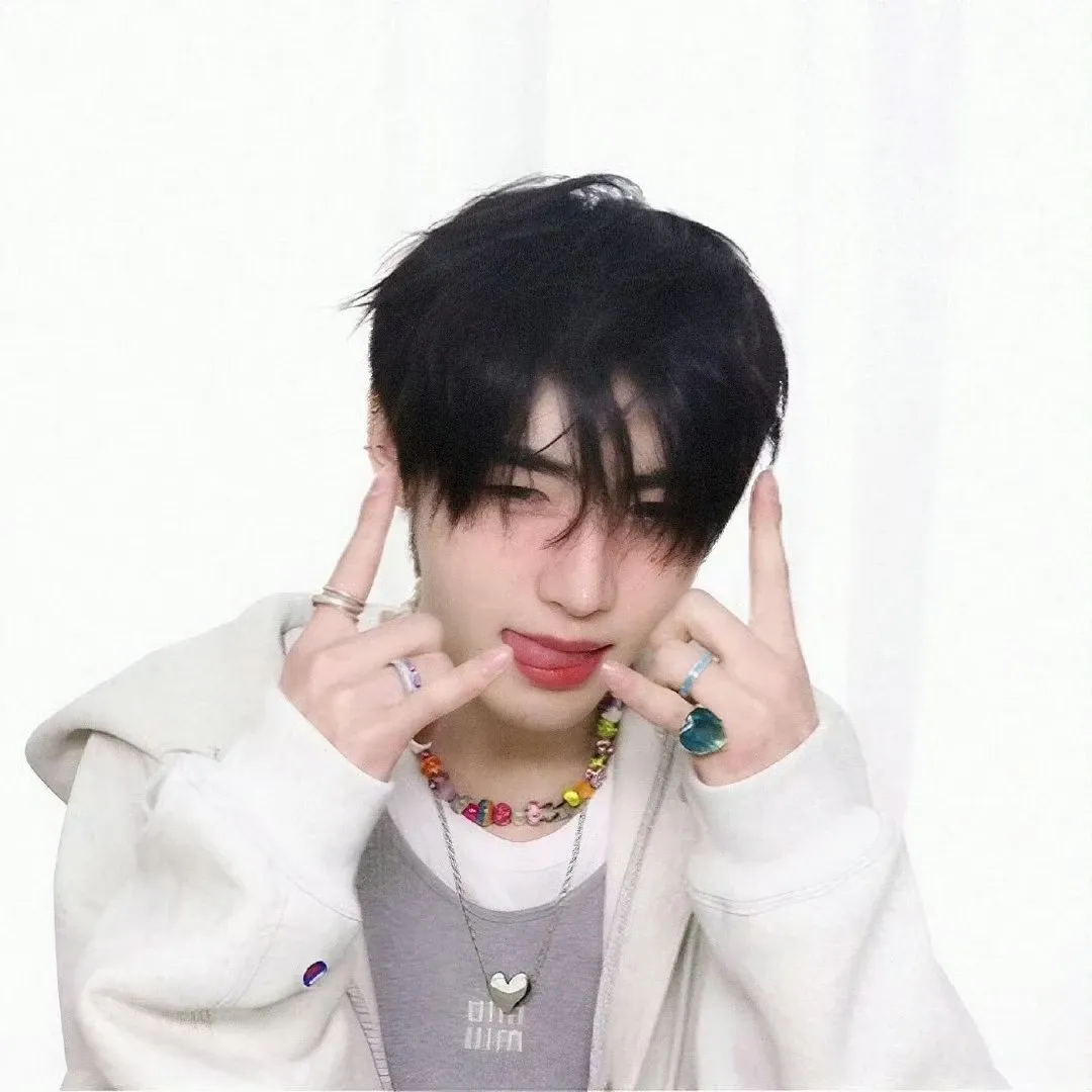 ソンフン (ENHYPEN)の最近の活動写真