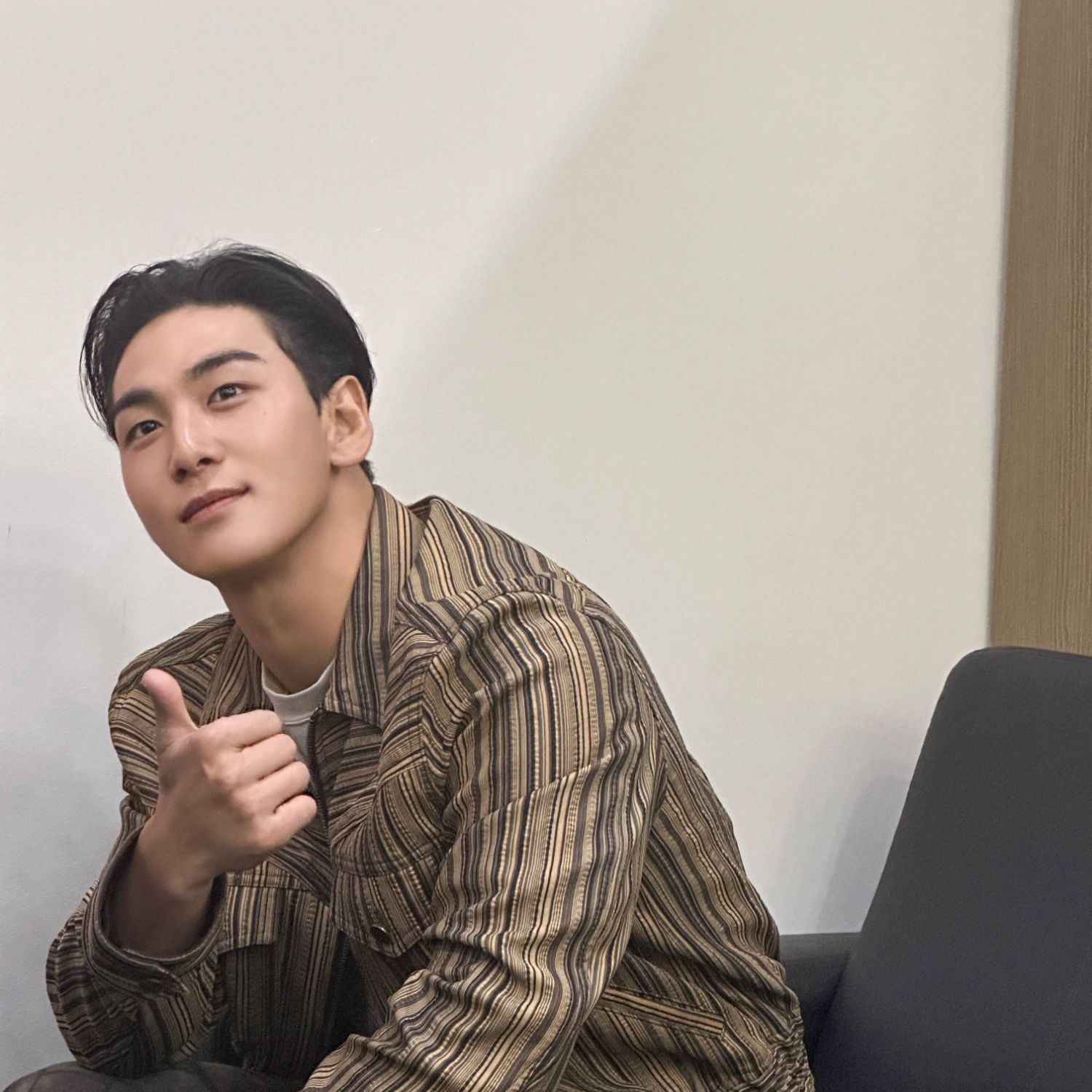 백호 최근 활동샷