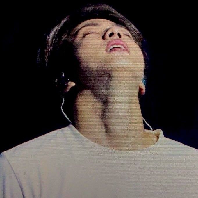 Potret di balik layar Jin (BTS)