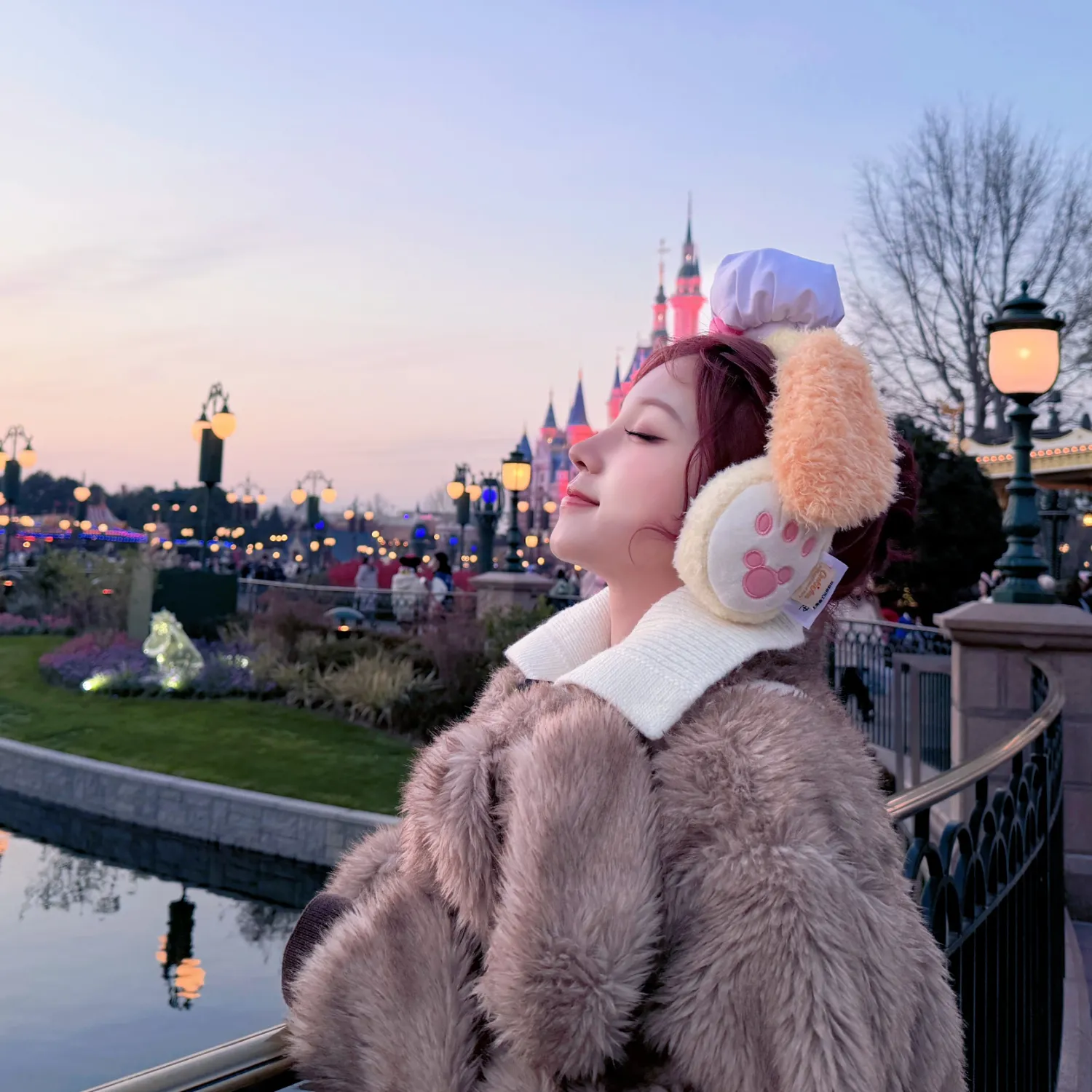 Latest photo of Yuqi (i-dle)