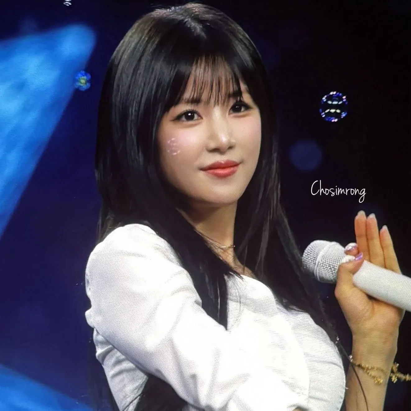 Recent activity shot of Park Chorong (Apink)