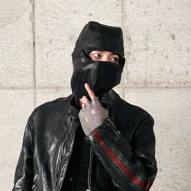 Behind-the-scenes cut of Jin (BTS)