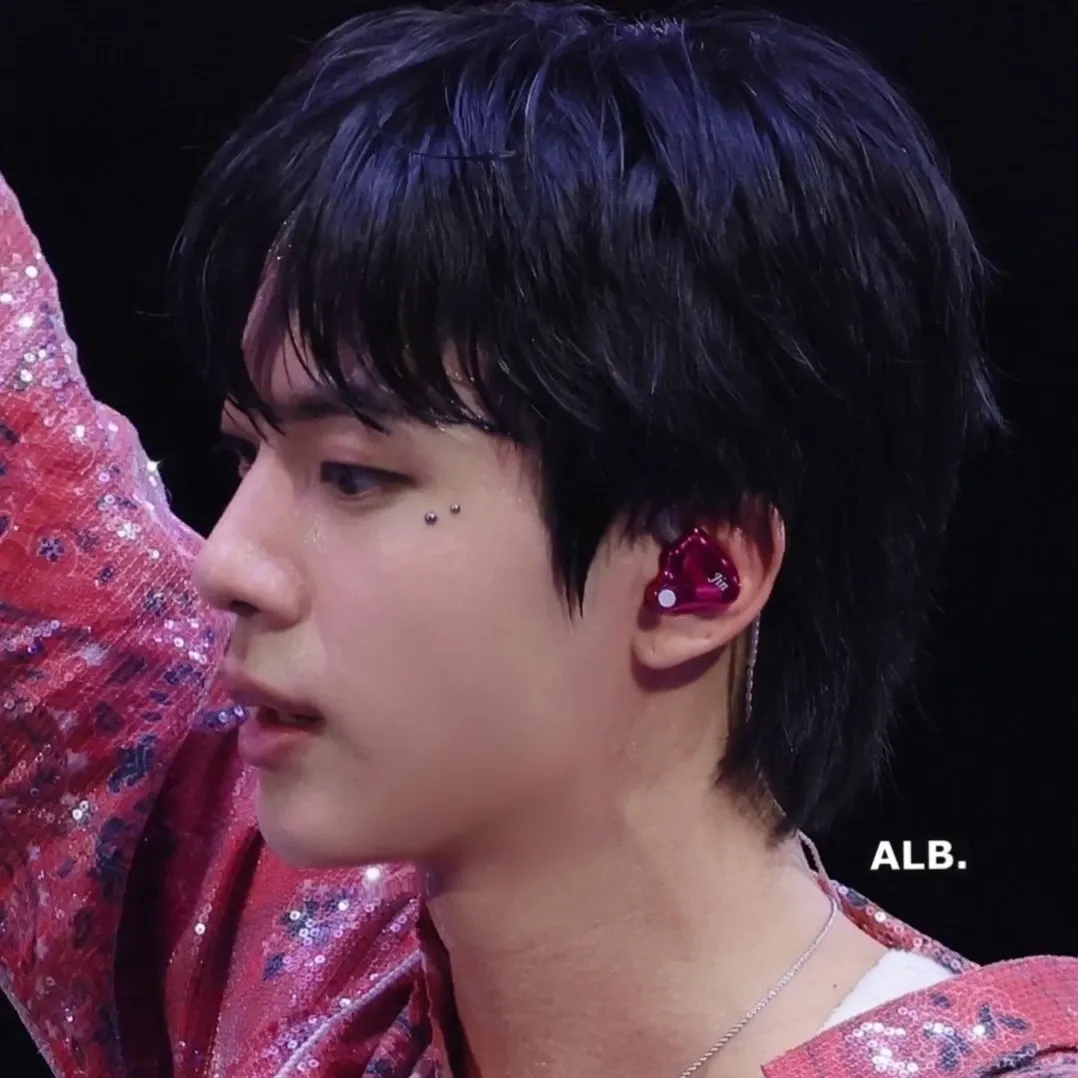 Potret di balik layar Jin (BTS)