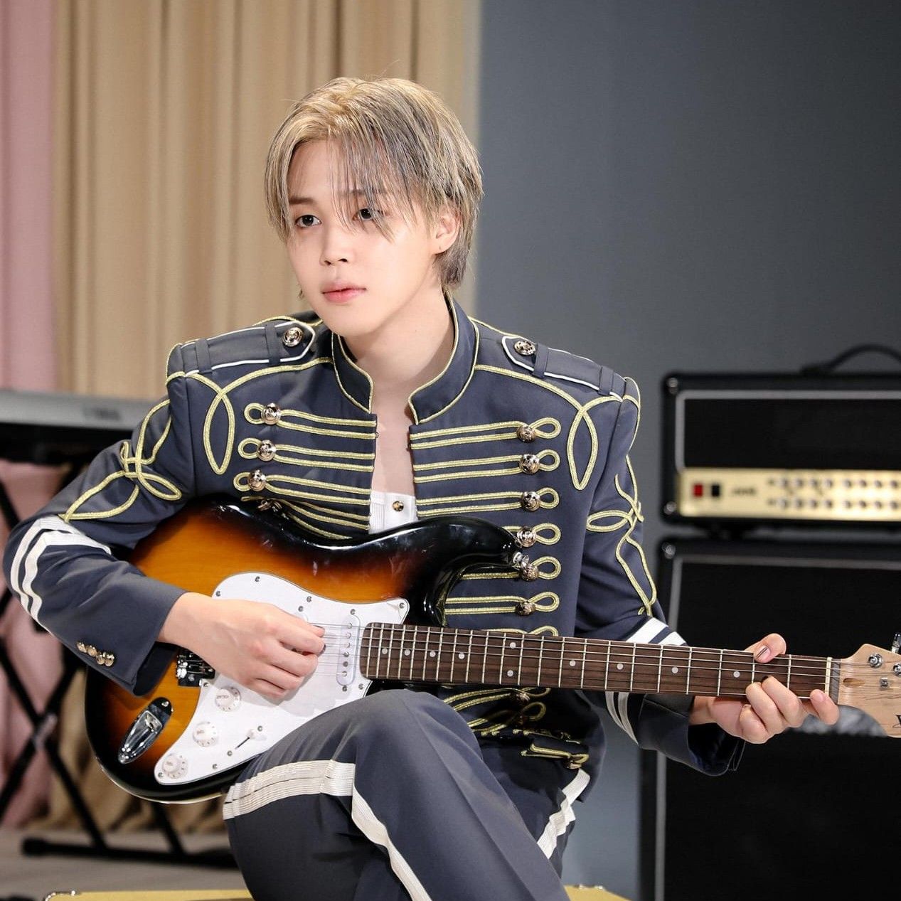 Foto aktivitas terbaru Jimin (BTS)