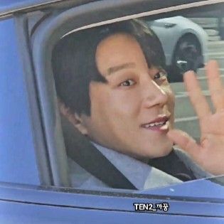 Behind-the-scenes cut of Hwang Chiyeol