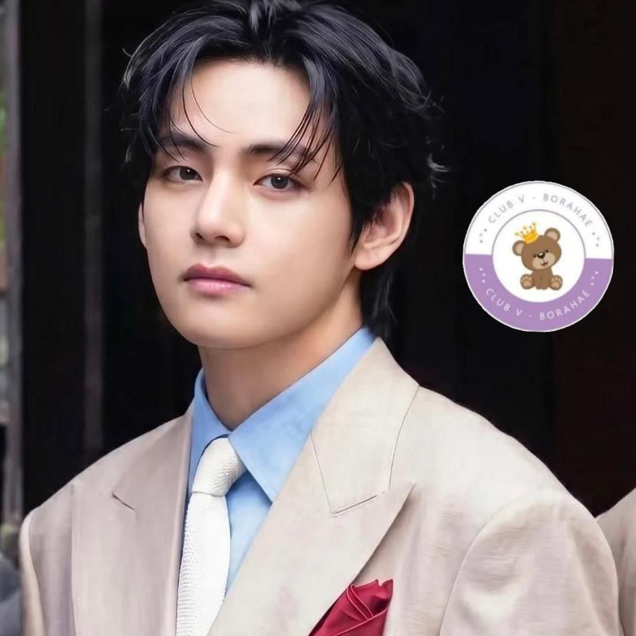 Behind-the-scenes cut of V (BTS)