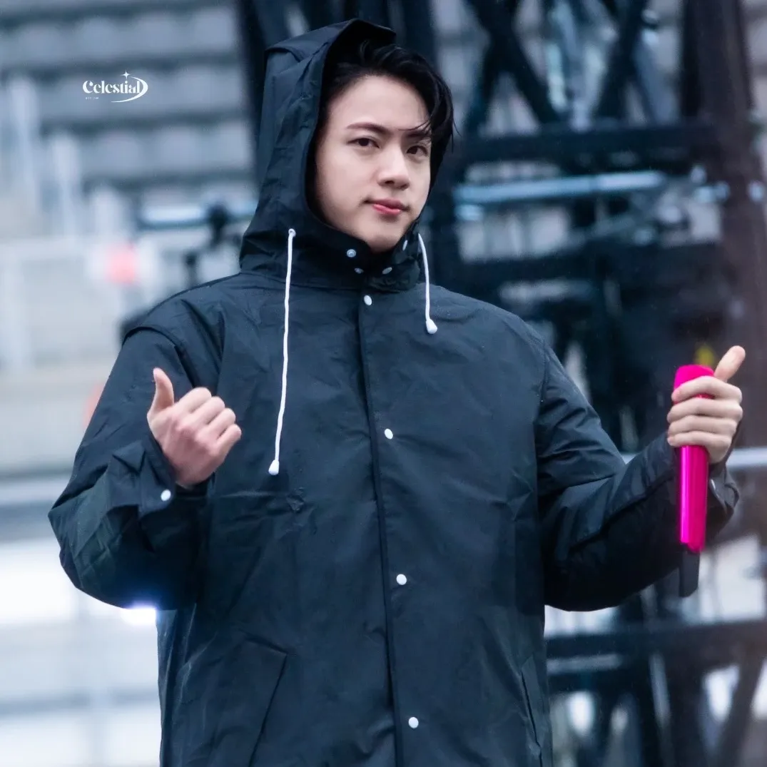 Foto terbaru Jin (BTS)