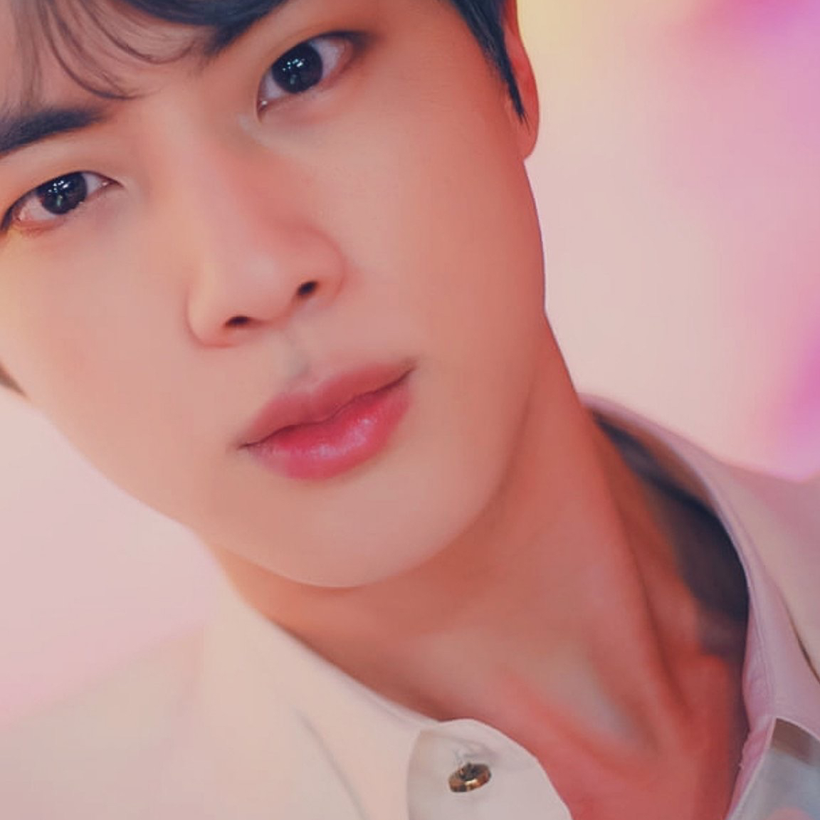 진 (방탄소년단) 최근 활동샷