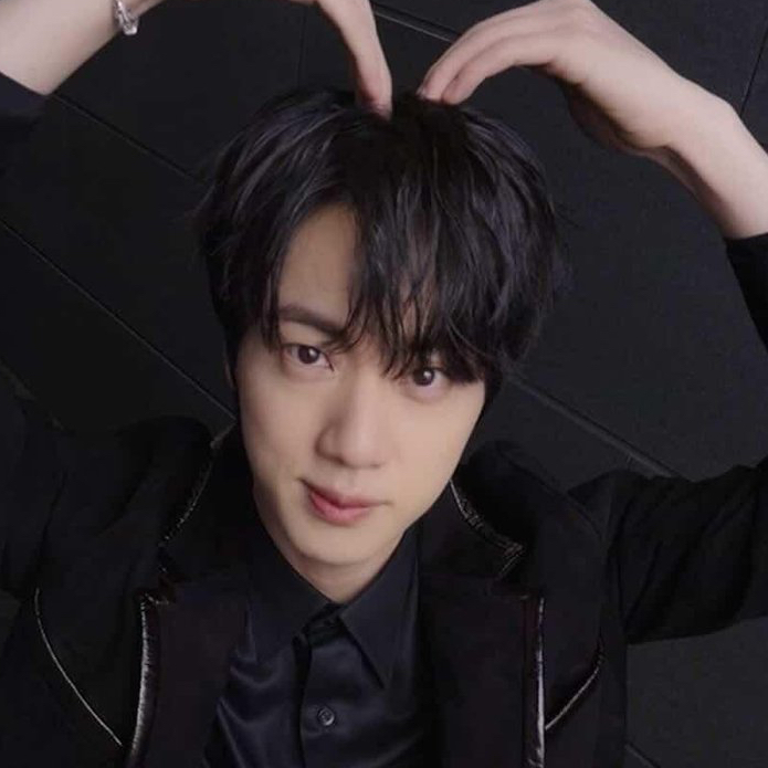 진 (방탄소년단)의 비하인드 컷