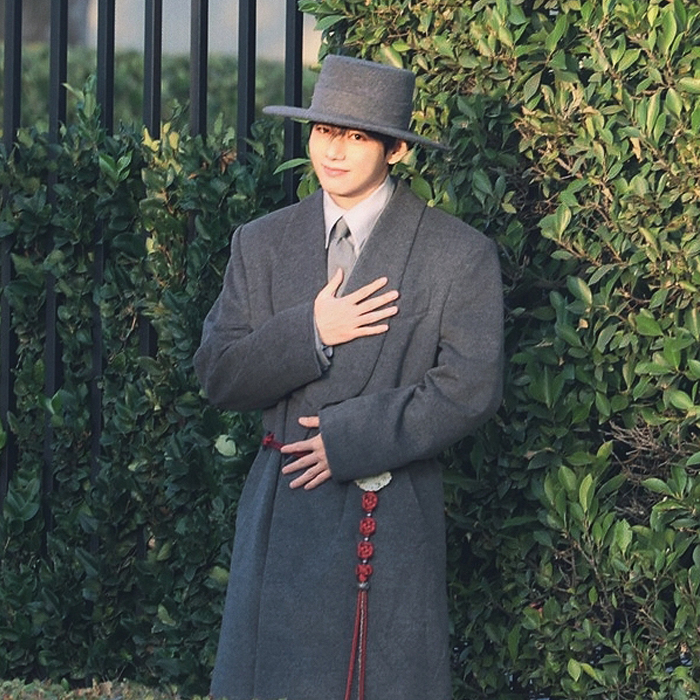 V (防弹少年团)的最新活动照片